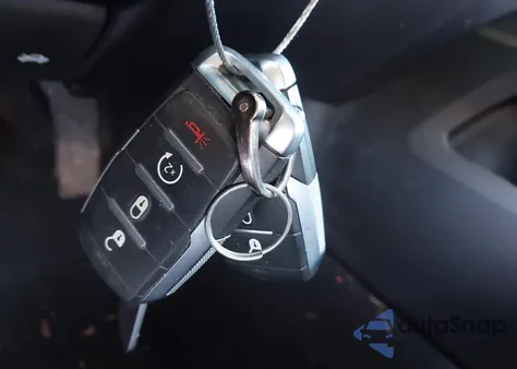 2021 Ram 1500 Big Horn 4X4 5'7 Box from USA, damaged, VIN 1C6SRFFT2MN681250